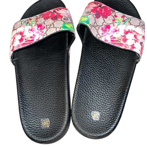 Gucci pool side sandals - Picture 3 of 7